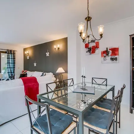 Atico Roger De Flor *