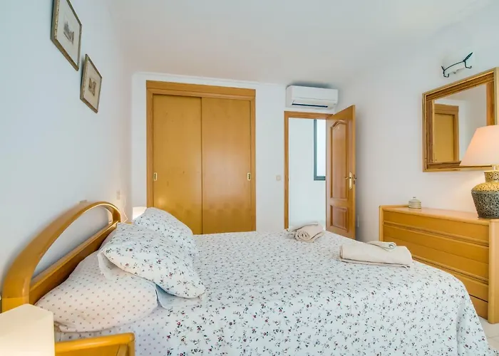 Apartmán Atico Roger De Flor *